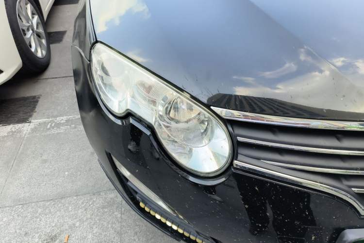 Used Roewe 550 2010 550S 1.8L Automatic Start-Zhen New Year Edition Right Front Headlight