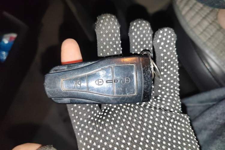 Used Roewe 550 2010 550S 1.8L Automatic Start-Zhen New Year Edition Vehicle Key