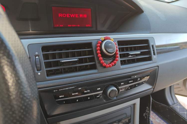 Used Roewe 550 2010 550S 1.8L Automatic Start-Zhen Edition Audio And AC Panel
