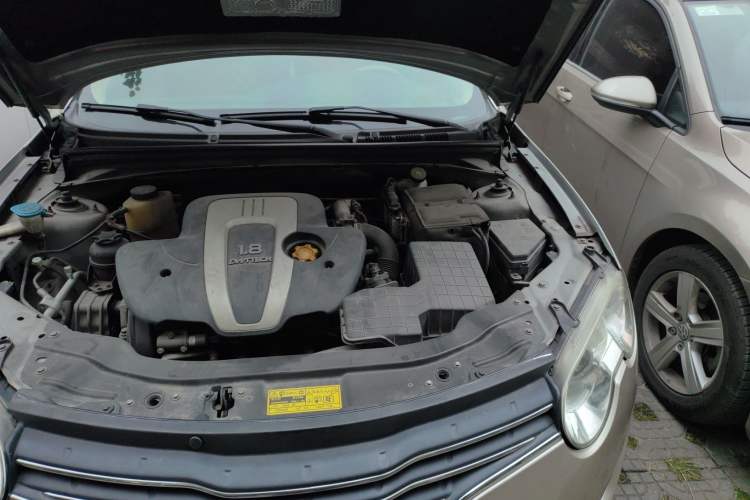 Used Roewe 550 2010 550S 1.8L Automatic Start-Zhen New Year Edition Engine Bay Left