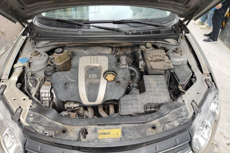 Used Roewe 550 2010 550 1.8L Automatic Expo Style Edition Engine Bay