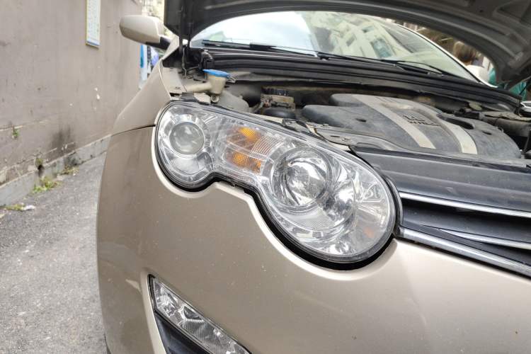 Used Roewe 550 2010 550 1.8L Automatic Expo Style Edition Right Front Headlight