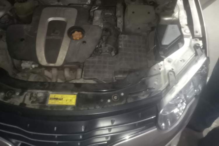 Used Roewe 550 2010 550S 1.8L Automatic Start-Zhen New Year Edition Engine Bay Left