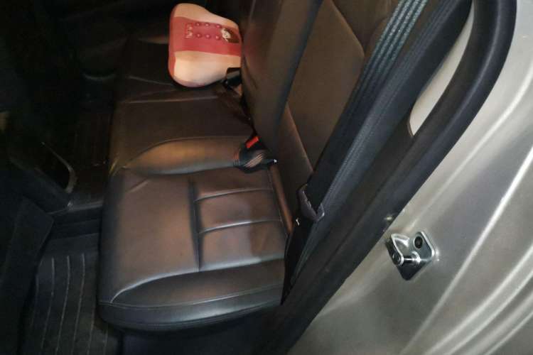 Used Roewe 550 2010 550S 1.8L Automatic Start-Zhen New Year Edition Left Rear Seat