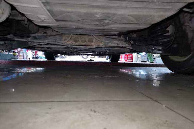 Used Roewe 550 2010 550 1.8L Manual Qiyue Edition Chassis Rear