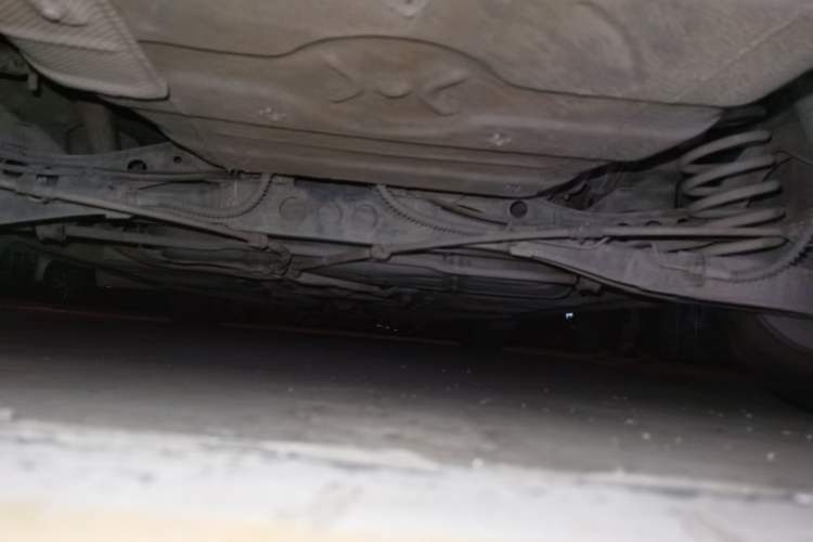 Used Roewe 550 2010 550S 1.8L Automatic Start-Zhen New Year Edition Chassis Rear