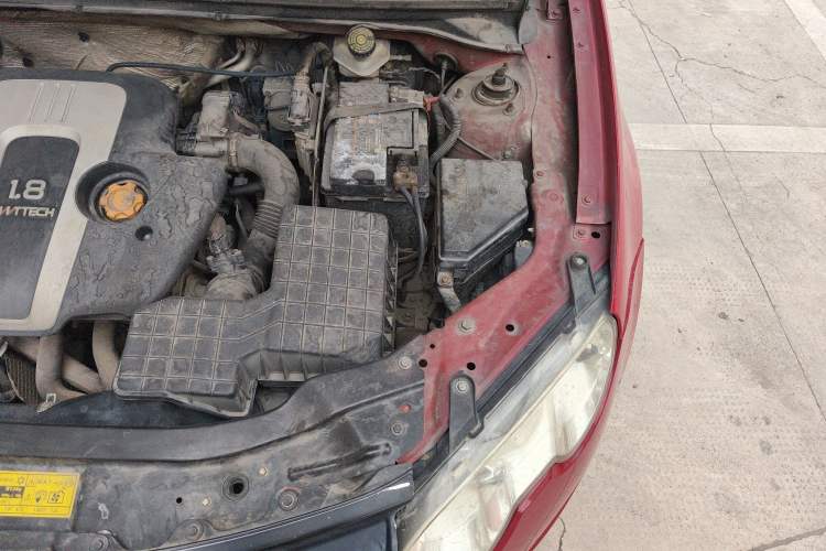 Used Roewe 550 2010 550S 1.8L Automatic Start-Zhen New Year Edition Engine Bay Left