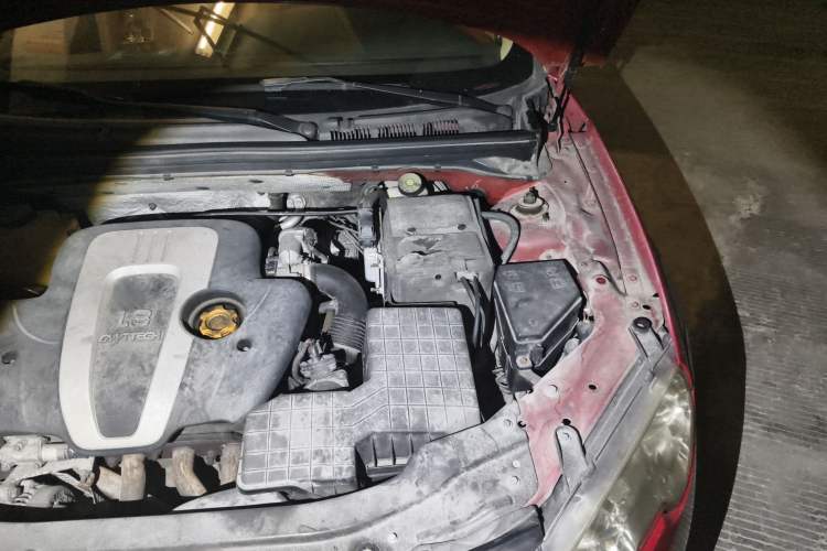 Used Roewe 550 2010 550S 1.8L Automatic Start-Zhen New Year Edition Engine Bay Left