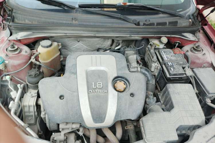 Used Roewe 550 2010 550 1.8L Automatic Expo Style Edition Engine Bay