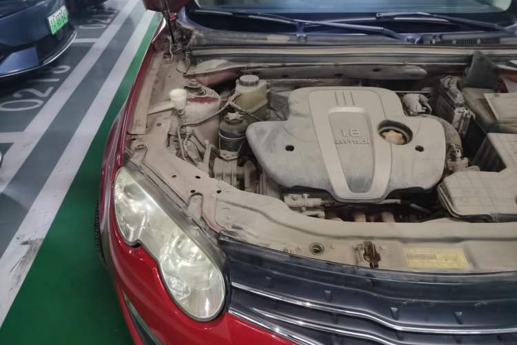 Used Roewe 550 2010 550 1.8L Automatic Expo Style Edition Engine Bay Right
