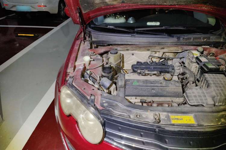 Used Roewe 550 2010 550S 1.8L Automatic Start-Zhen Edition Engine Bay Right