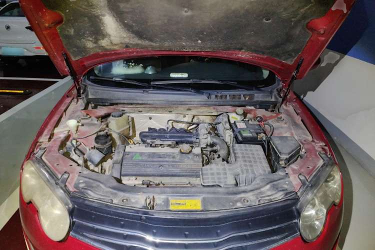 Used Roewe 550 2010 550S 1.8L Automatic Start-Zhen Edition Engine Bay