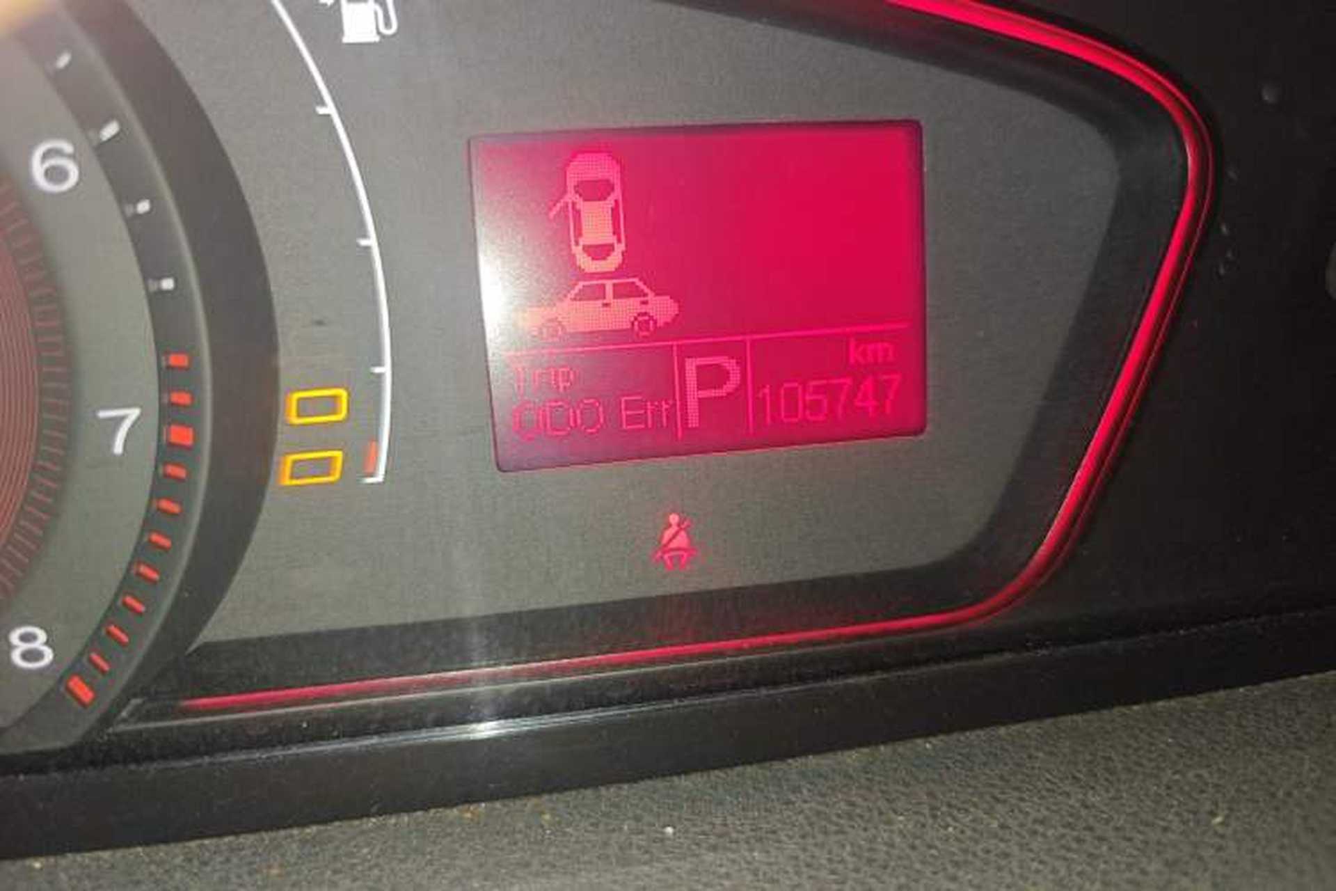 Used Roewe 550 2010 550D 1.8T Automatic Luxury Edition Odometer Close Up