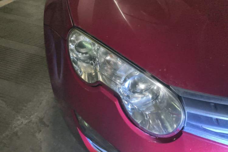 Used Roewe 550 2010 550S 1.8L Automatic Start-Zhen New Year Edition Right Front Headlight