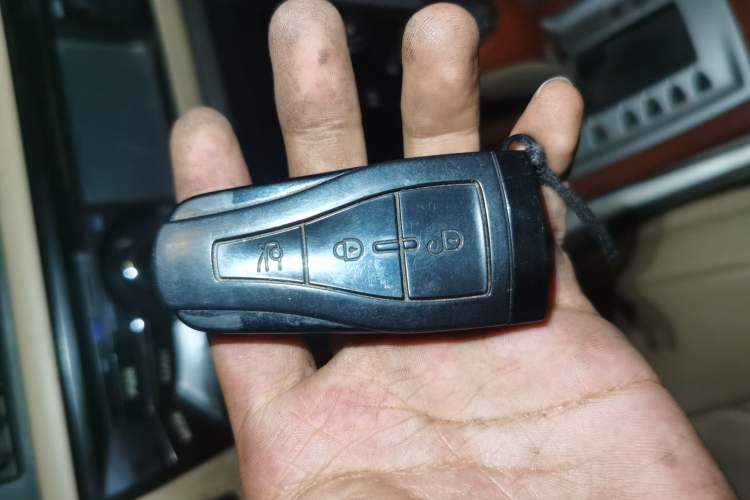 Used Roewe 550 2010 550S 1.8L Automatic Start-Zhen New Year Edition Vehicle Key