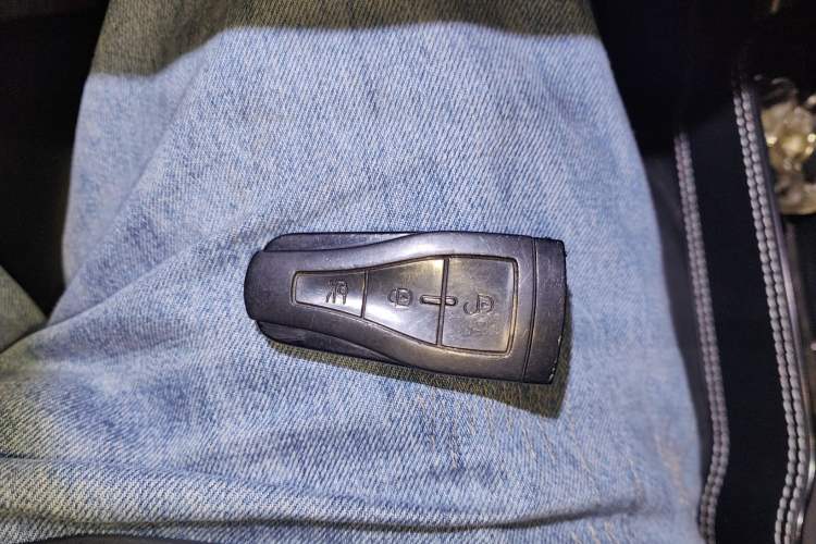Used Roewe 550 2010 550S 1.8L Automatic Start-Zhen Edition Vehicle Key