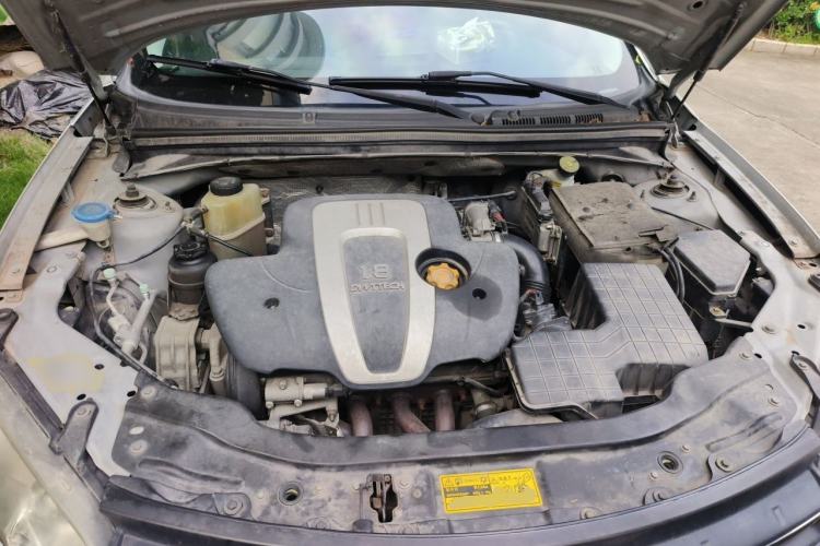 Used Roewe 550 2010 550S 1.8L Automatic Start-Zhen New Year Edition Engine Bay