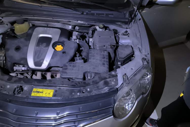 Used Roewe 550 2010 550S 1.8L Automatic Start-Zhen New Year Edition Engine Bay Left