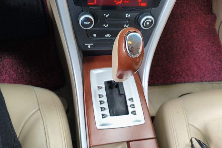 Used Roewe 550 2010 550 1.8L Automatic Intelligent Edition Gear Lever