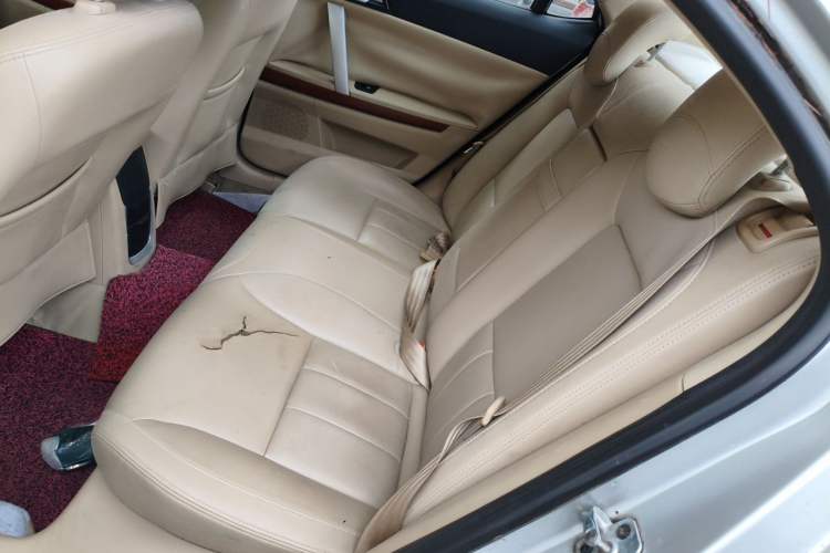 Used Roewe 550 2010 550 1.8L Automatic Intelligent Edition Left Rear Seat