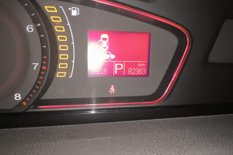 Used Roewe 550 2010 550S 1.8L Automatic Start-Zhen New Year Edition Odometer Close Up