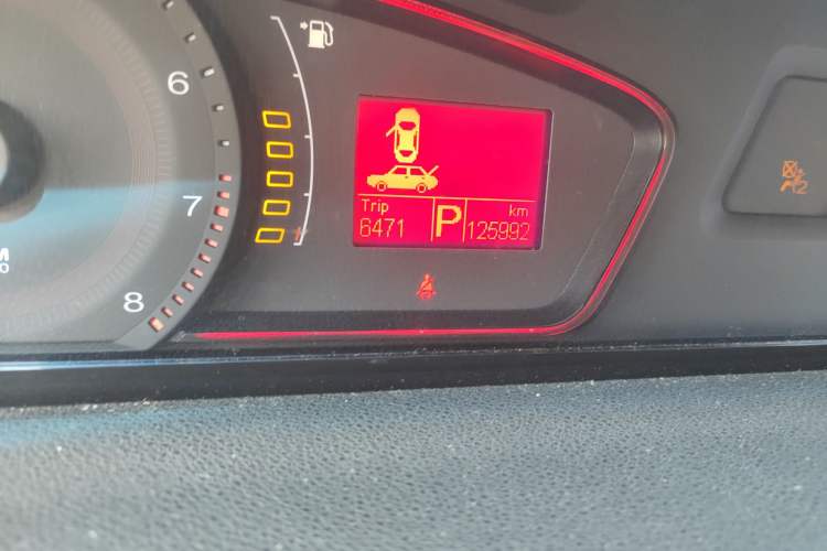 Used Roewe 550 2010 550S 1.8L Automatic Start-Zhen Edition Odometer Close Up