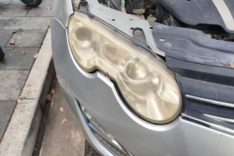 Used Roewe 550 2010 550 1.8L Automatic Intelligent Edition Right Front Headlight