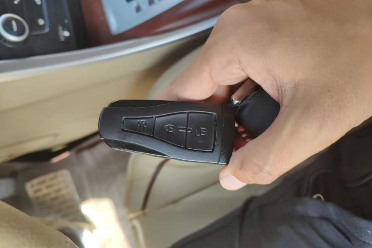 Used Roewe 550 2010 550S 1.8L Automatic Start-Zhen Edition Vehicle Key