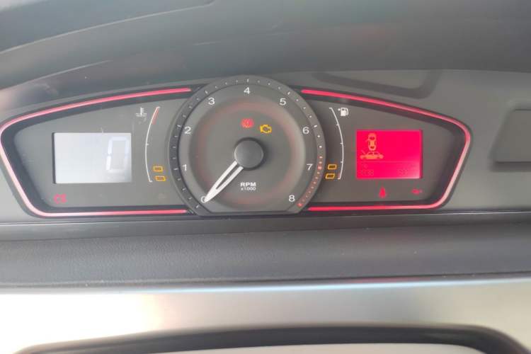 Used Roewe 550 2010 550S 1.8L Manual - Qiyi Edition Odometer Close Up