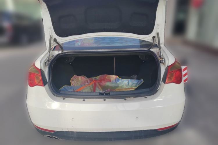 Used Roewe 550 2010 550S 1.8L Manual - Qiyi Edition Trunk