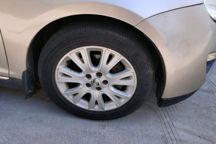 Used Roewe 550 2010 550 1.8L Automatic Expo Style Edition Right Front Wheel Hub