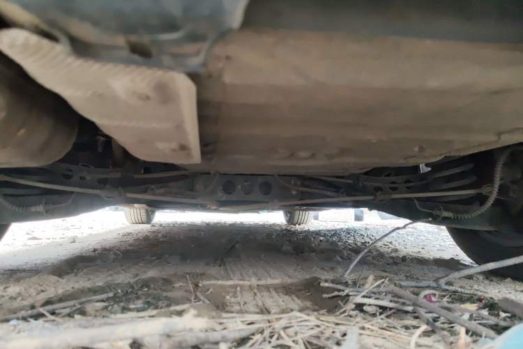Used Roewe 550 2012 550 1.8L Manual Qiyue Edition Chassis Rear