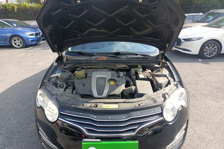Used Roewe 550 2012 550 1.8T Automatic Full-Gold Limited Edition Engine Bay