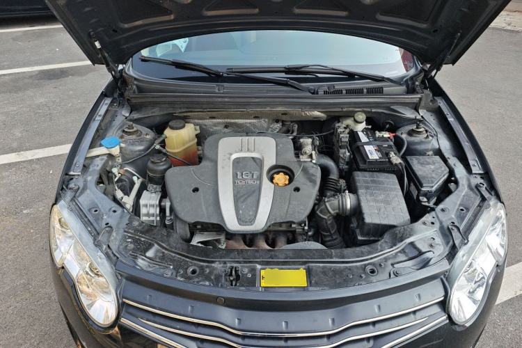 Used Roewe 550 2012 550D 1.8T Automatic Prestige Edition Engine Bay