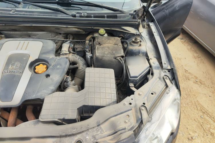 Used Roewe 550 2012 550 1.8L Manual Qiyue Edition Engine Bay Left