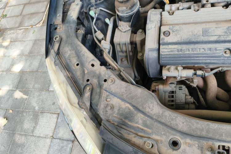 Used Roewe 550 2012 550S 1.8L Automatic Start Prestige Edition Engine Bay Right