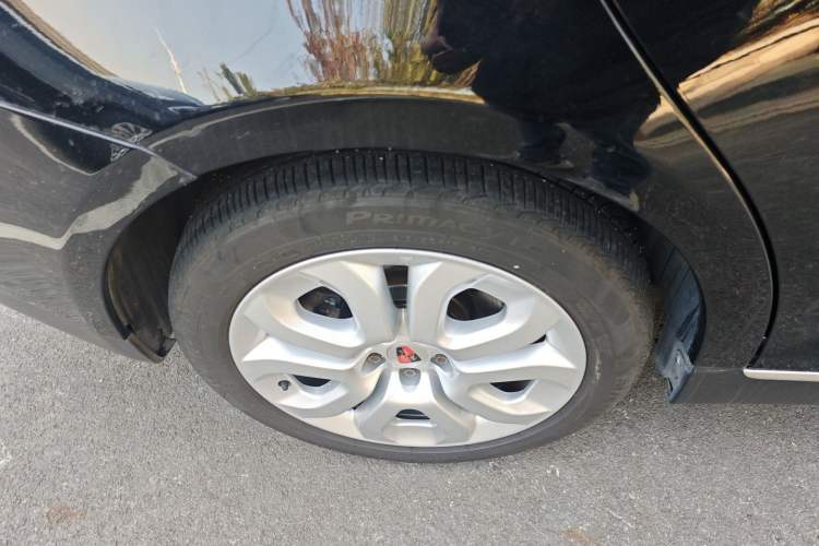 Used Roewe 550 2012 550D 1.8T Automatic Prestige Edition Exterior 8