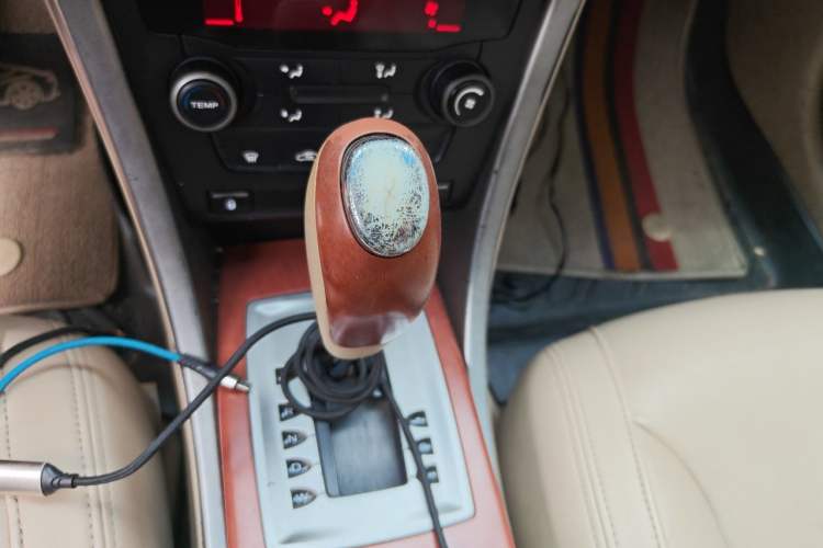 Used Roewe 550 2012 550S 1.8L Automatic Start Prestige Edition Gear Lever