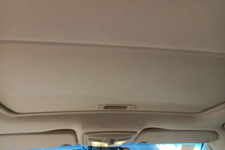 Used Roewe 550 2012 550 1.8T Automatic Full-Gold Limited Edition Headliner
