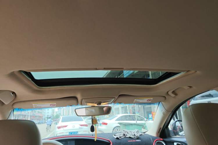 Used Roewe 550 2012 550S 1.8L Automatic Start Prestige Edition Headliner