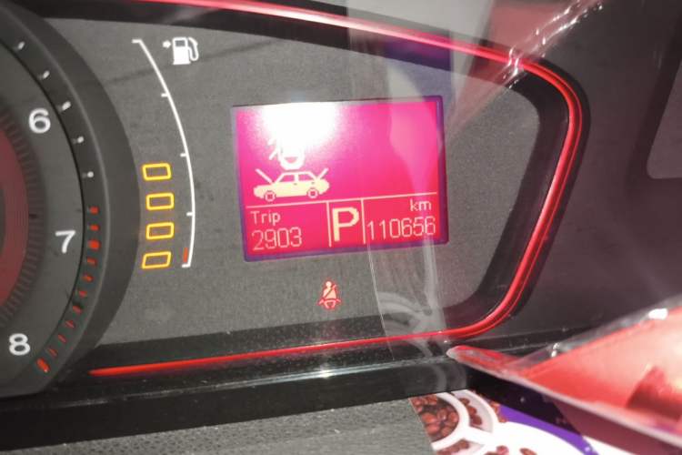 Used Roewe 550 2012 550 1.8L Automatic Value Edition Odometer Close Up