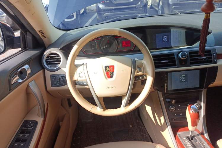 Used Roewe 550 2012 550 1.8T Automatic Full-Gold Limited Edition Steering Wheel