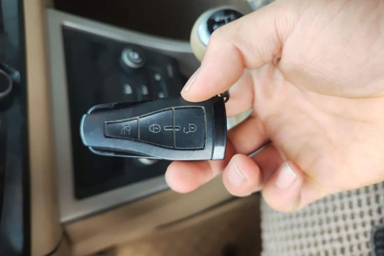 Used Roewe 550 2012 550 1.8L Manual Qiyue Edition Vehicle Key