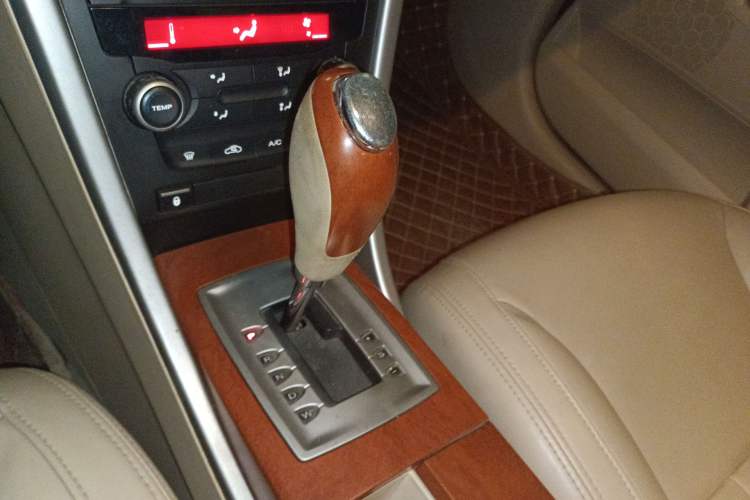 Used Roewe 550 2012 550 1.8L Automatic Value Edition Gear Lever