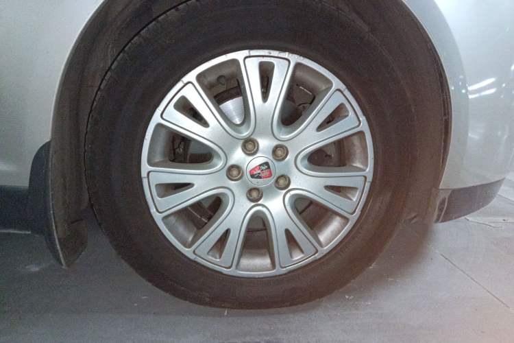Used Roewe 550 2012 550 1.8L Automatic Value Edition Right Front Wheel Hub