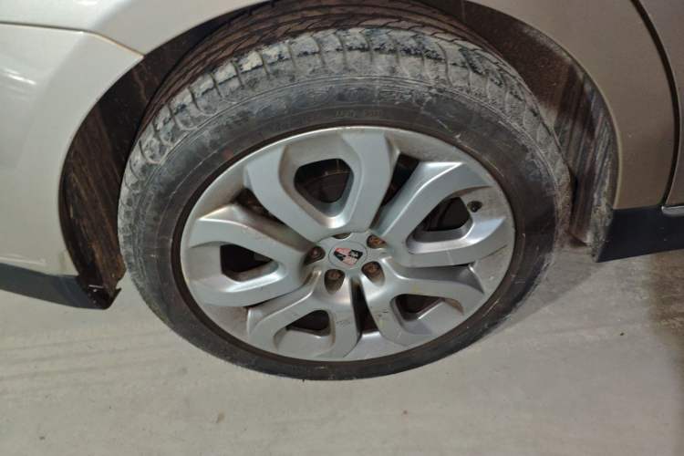 Used Roewe 550 2012 550 1.8T Automatic Full-Gold Limited Edition Exterior 8