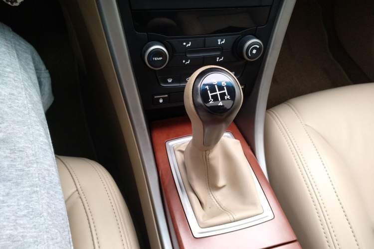 Used Roewe 550 2012 550 1.8L Manual Value Edition Gear Lever