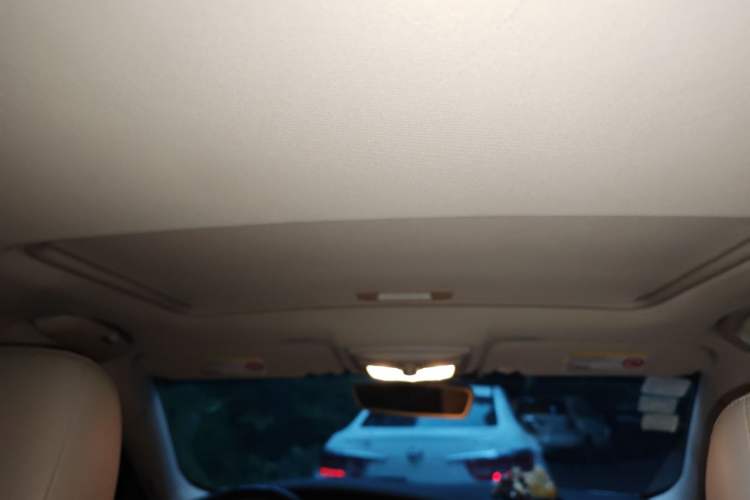 Used Roewe 550 2012 550 1.8L Automatic Value Edition Headliner
