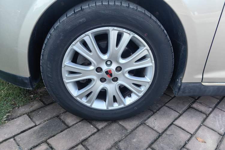 Used Roewe 550 2012 550 1.8L Manual Value Edition Left Front Wheel Hub