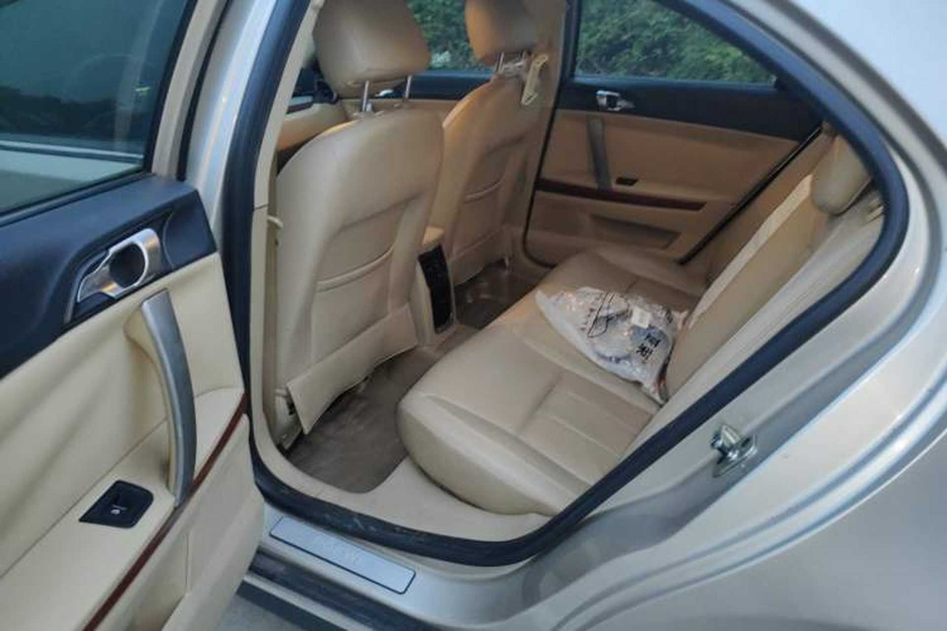 Used Roewe 550 2012 550 1.8L Automatic Value Edition Left Rear Seat